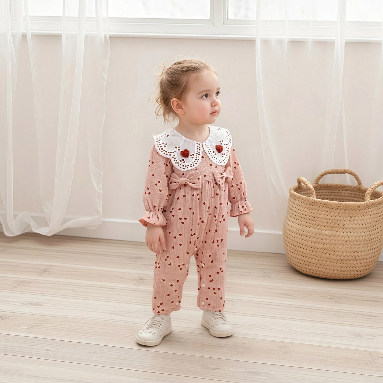 Mameluco para niña del Día de San Valentín, estampado de corazón, lazo decorado, manga larga, cuello de muñeca, mono largo para recién nacidos - imagen 2