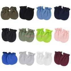 Guantes de bebé niña con guarnición en punto suave