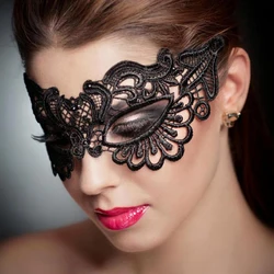 Máscara de encaje negro elegante con apliques bordados para carnaval