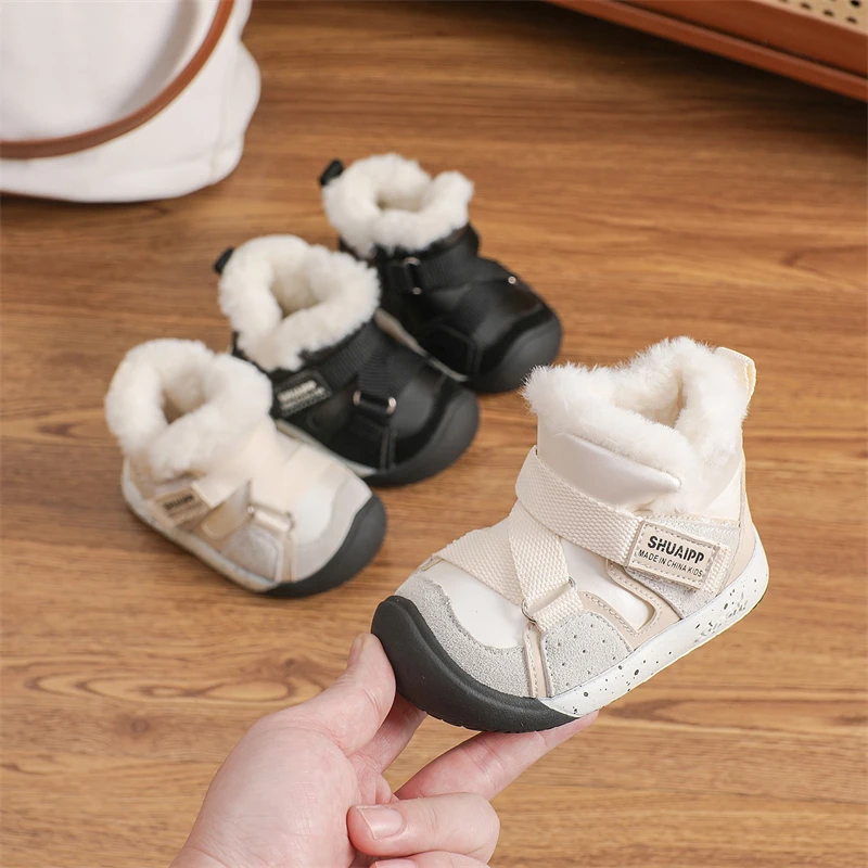 Otoño Invierno, botas de nieve para bebés y niñas, zapatos de felpa impermeables a prueba de viento para exteriores, botas antideslizantes de suela suave para niños pequeños