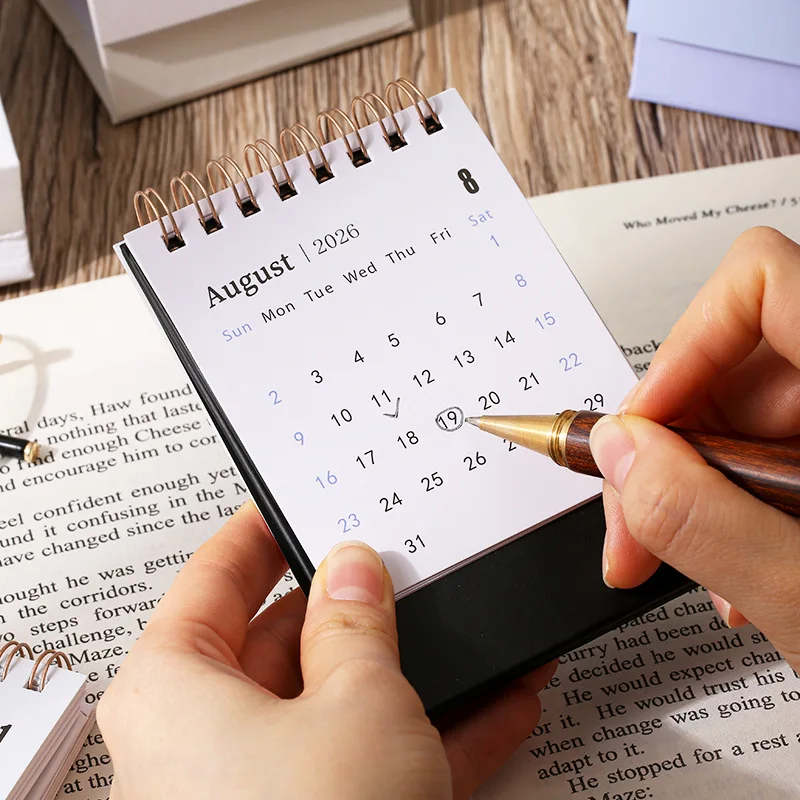 Calendario de escritorio 2026 Mini portátil Simple inglés hecho a mano decoración de escritorio Oficina registro diario decoración de estudio evaluaciones de escritorio - imagen 5