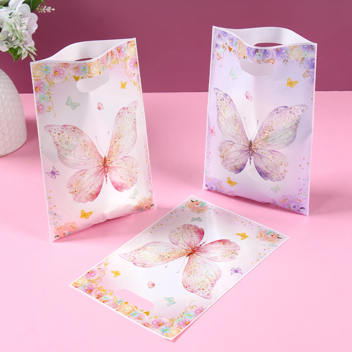 Bolsa de regalo de dulces de plástico con mariposa rosa y púrpura, decoración para fiesta de cumpleaños, suministros para fiesta de bienvenida al bebé, boda, cumpleaños, 10/24/50 Uds. - imagen 4