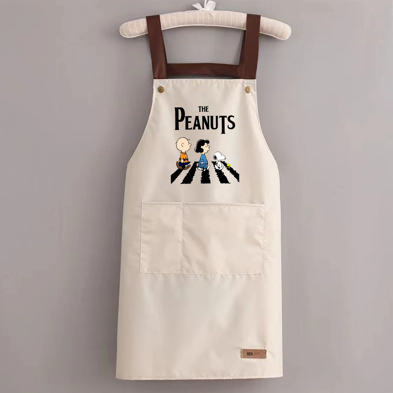 Delantales de cocina Snoopy para mujer y hombre, delantal de trabajo de Chef de dibujos animados, tienda de restaurante de Anime, estudios de uñas de belleza, uniforme de utilería, regalo - imagen 3