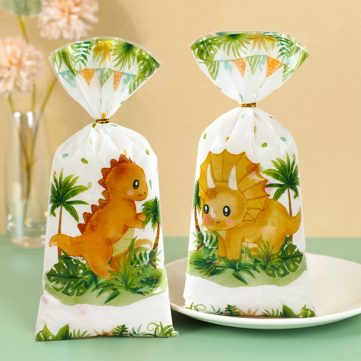 25/50/100 Uds. Bolsas de regalo de PVC de dinosaurio de dibujos animados bolsa de embalaje de galletas de caramelo dinosaurio de la selva sirena mariposa decoración de fiesta de cumpleaños - imagen 4