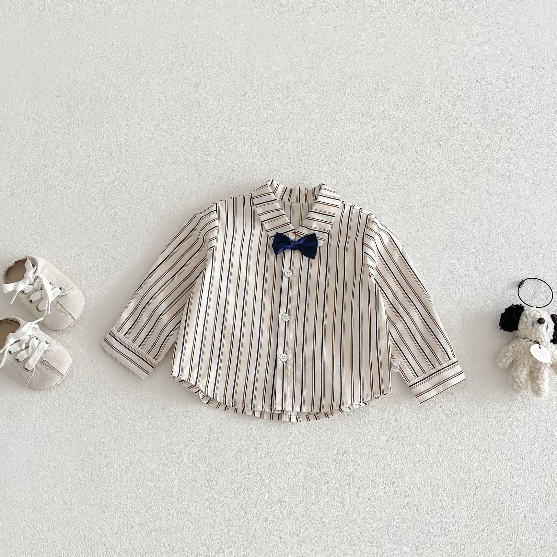 2026 primavera nuevas camisas para niños estilo coreano pajarita camisa niños manga larga camiseta opción monos - imagen 5