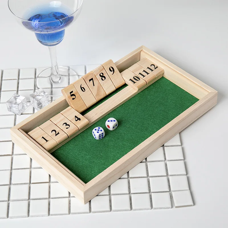 Juego de dados con caja de madera – mesa clásica estilo Pub familiar - imagen 2