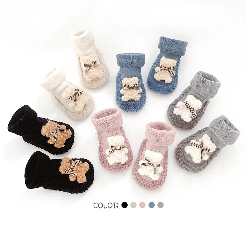 Calcetines de felpa invierno para bebé – Antideslizantes y cálidos - imagen 3