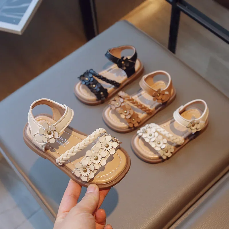 Sandalias de flores para niña, novedad de verano 2025, zapatos de princesa a la moda para niña, zapatos de bebé antideslizantes con suela suave y elegante - imagen 3