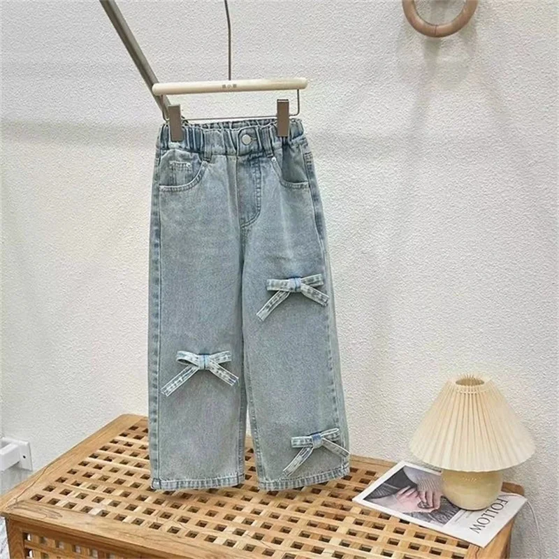 Conjunto de verano para niña con lazo y vaqueros - imagen 4