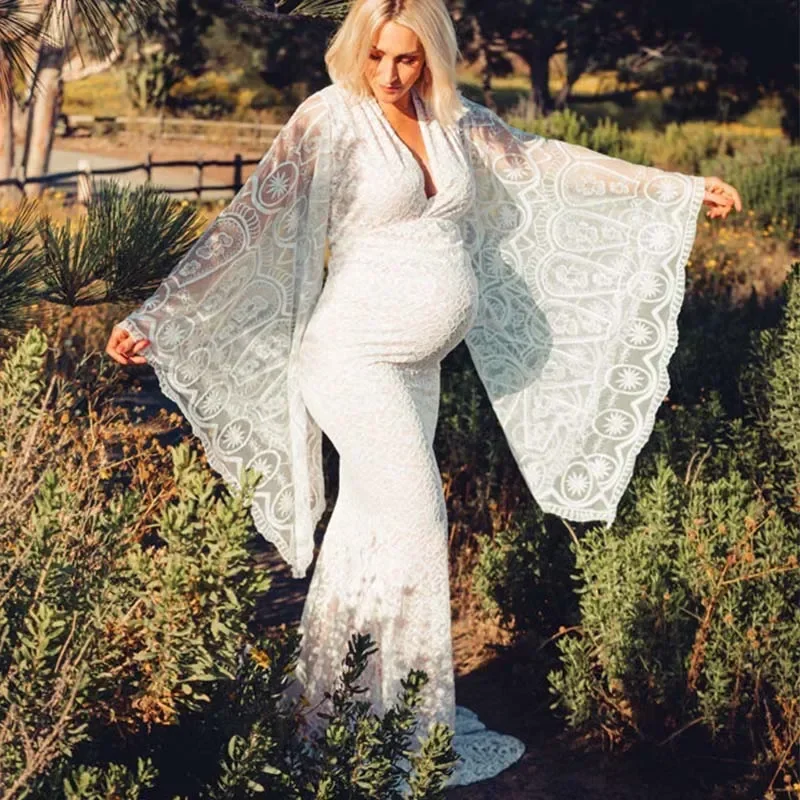 Vestido largo de encaje para embarazo – Cuello V y mangas acampanadas - imagen 5
