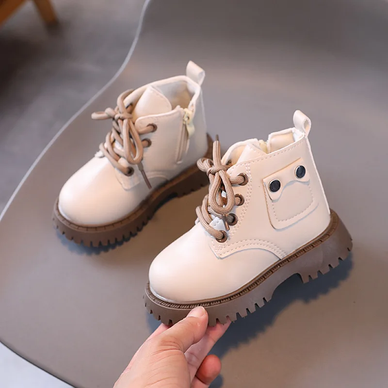 Nuevos zapatos informales de invierno para niños, botas Martin impermeables de cuero, botas Martin cálidas de felpa antideslizantes a la moda para niños - imagen 4