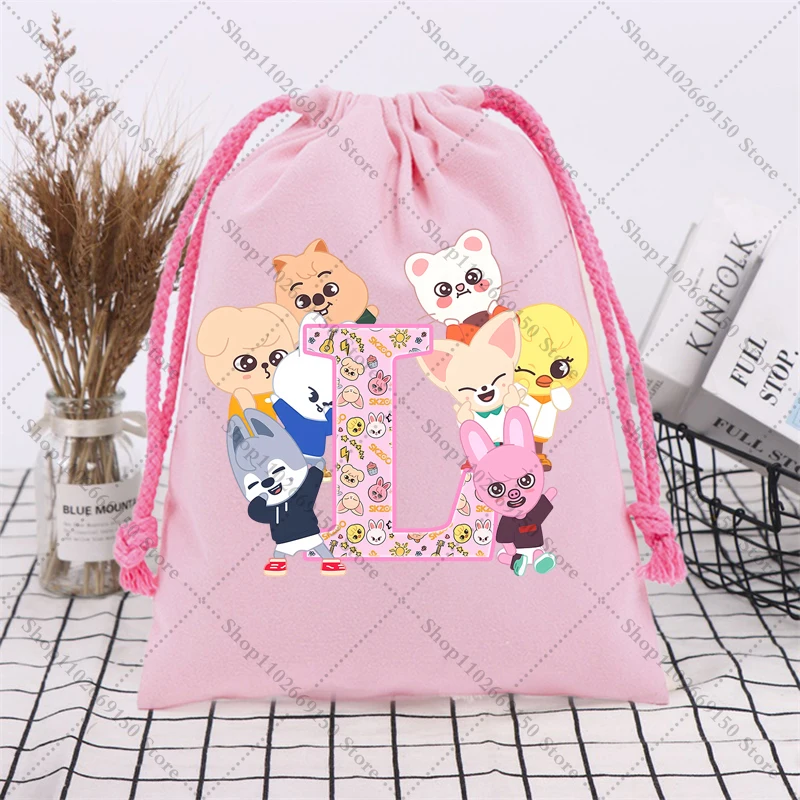 Bolsa con cordón bonita de dibujos animados SKZ ooed Anime impreso bolsas con cordón accesorios de moda bolsa de almacenamiento de algodón regalo de Navidad 2026 - imagen 4