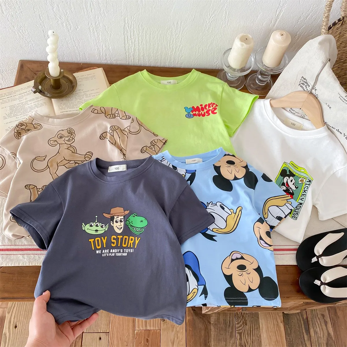 Camiseta holgada de manga corta con estampado de dibujos animados para niños, ropa para niños, camisetas con cuello redondo de 9m-6y, novedad de 2024