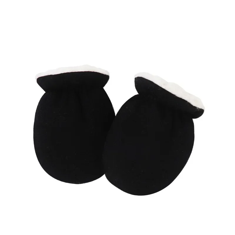 Manoplas cálidas de lana para recién nacidos, guantes de Color sólido caramelo para niños pequeños, guantes de Cachemira antiarañazos para la cara para otoño e invierno - imagen 5