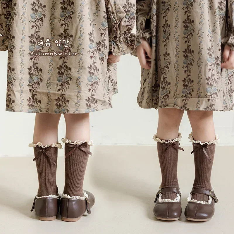 Calcetines con volantes estilo princesa para niñas, calcetines hasta la pantorrilla con lazo de encaje Retro para niños, calcetines largos escolares de algodón suave para primavera y otoño - imagen 3