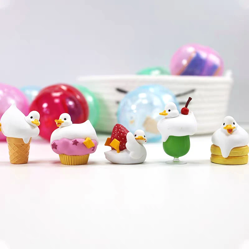 Qualia cápsula de juguete lindo kawaii Mochimochi pato mascota helado fresa Daifuku Cupcake panqueque crema Soda postre figura - imagen 2