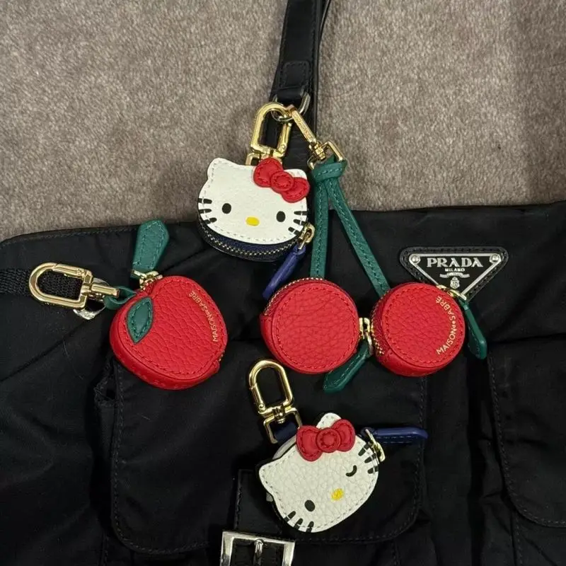 Kawaii Hello Kitty dibujos animados personalizado creativo bolso de cuero llavero colgante bolsa decoración moda ropa accesorios juguetes regalos