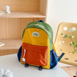 Mochila escolar infantil de bloques de color ligera y resistente