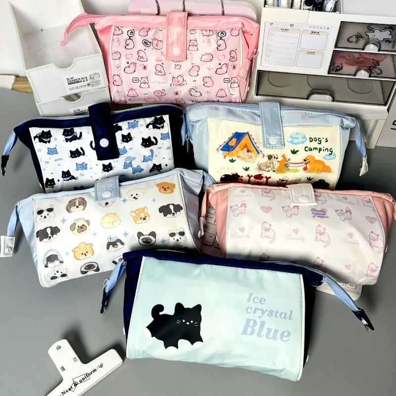 Estuche escolar infantil con cachorros para guardar lápices - imagen 3