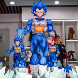 Figura JT Dragon Ball Z Goku Super Saiyan con base LED coleccionable