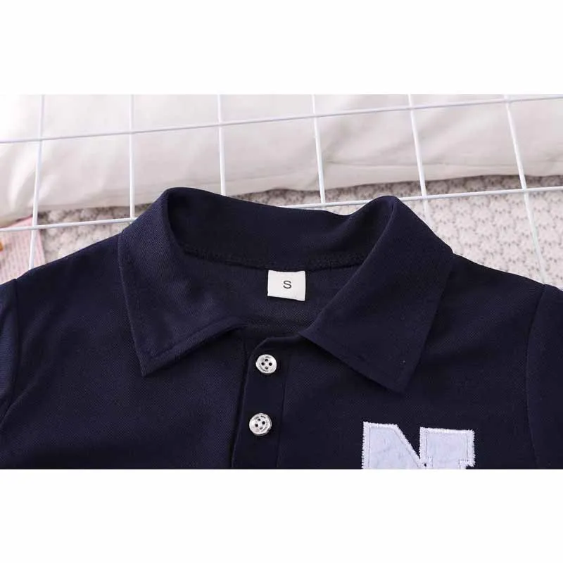 Conjunto de polo manga corta y pantalón corto para niño