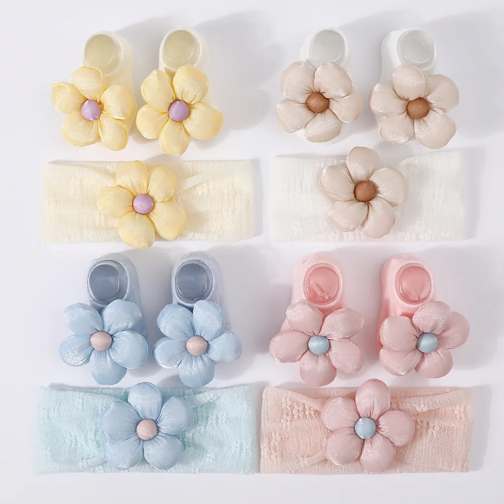 Diadema floral y calcetines de encaje para bebé recién nacido - imagen 4
