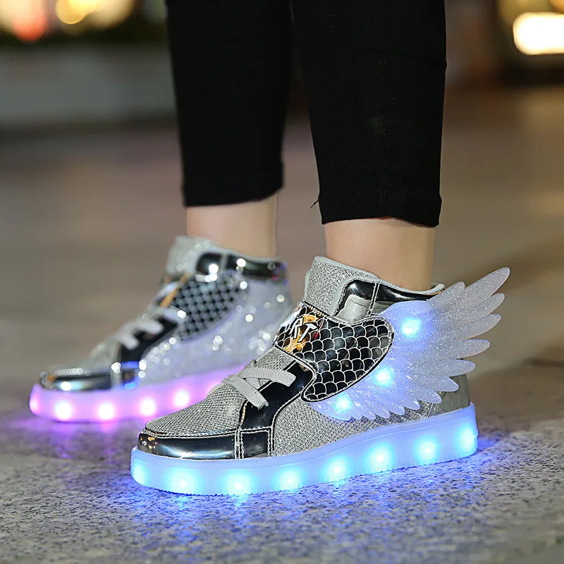 Zapatillas con luces para niños – Calzado deportivo antideslizante - imagen 2