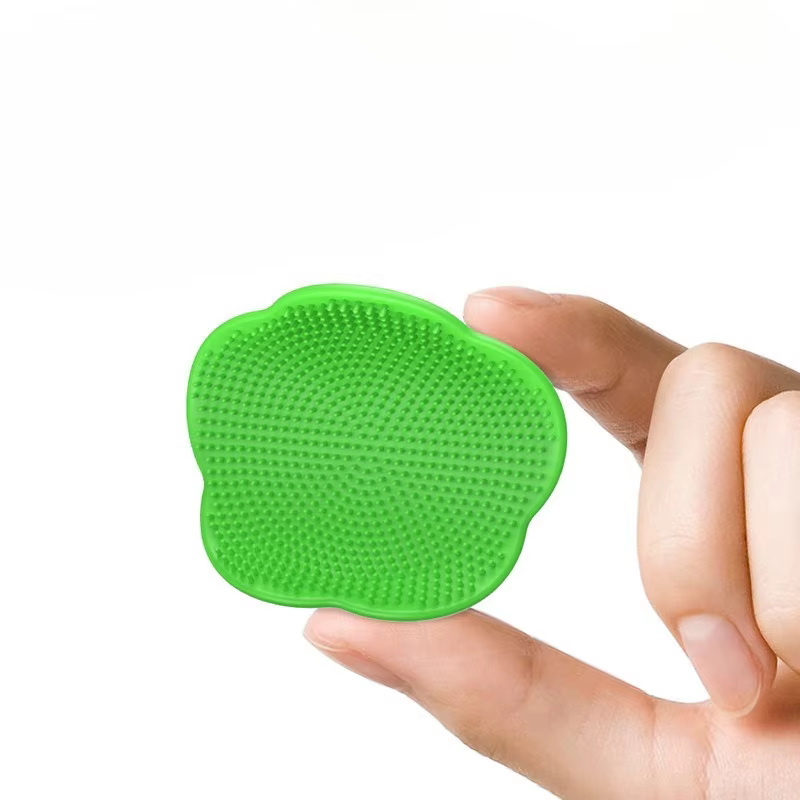 Cepillo de silicona para bebé – Masajeador suave del cabello - imagen 2