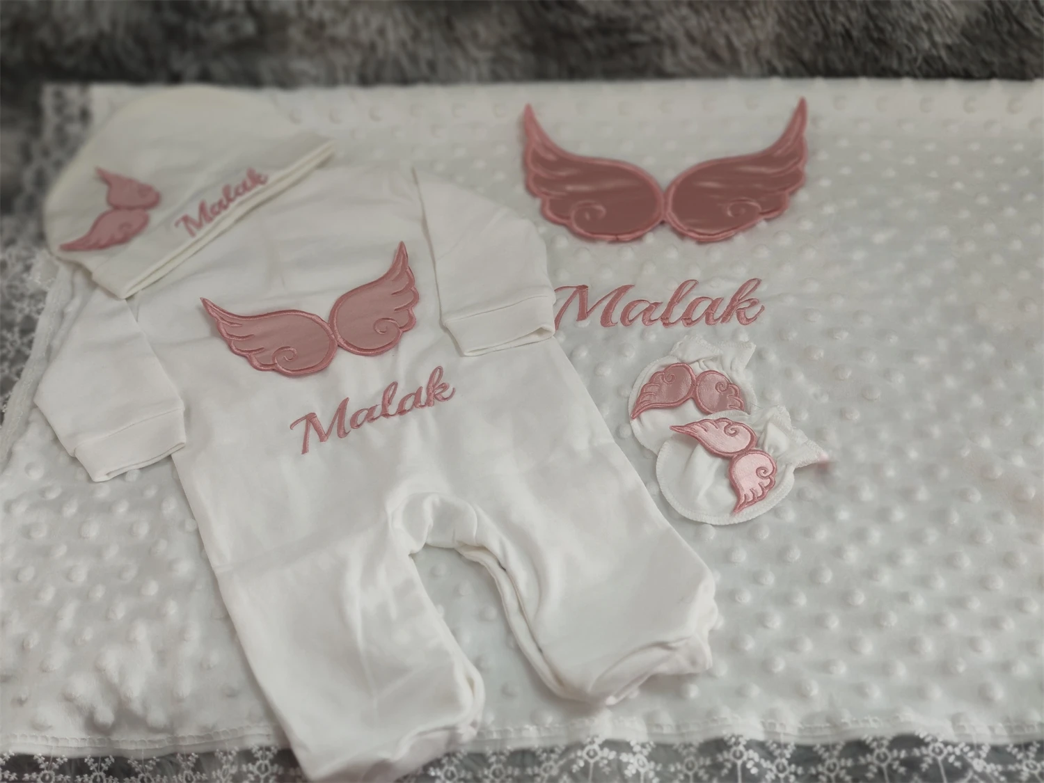 Dollbling salida de Hospital 5 uds bordado nombre recién nacido ángulo alas mameluco manta guardería ropa de cama Swaddle traje infantil hecho a mano