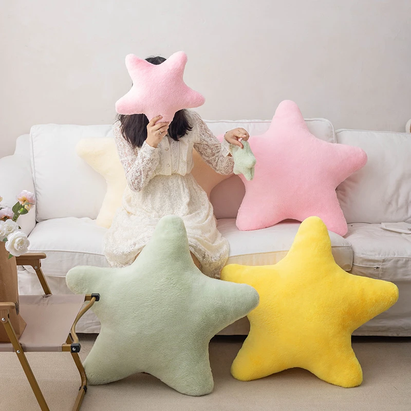 Almohada infantil con forma de estrella en felpa suave