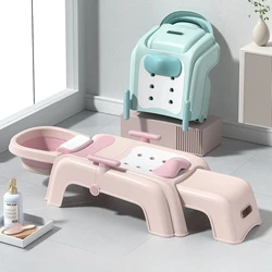 Silla de baño reclinable para bebé con cabezal de ducha