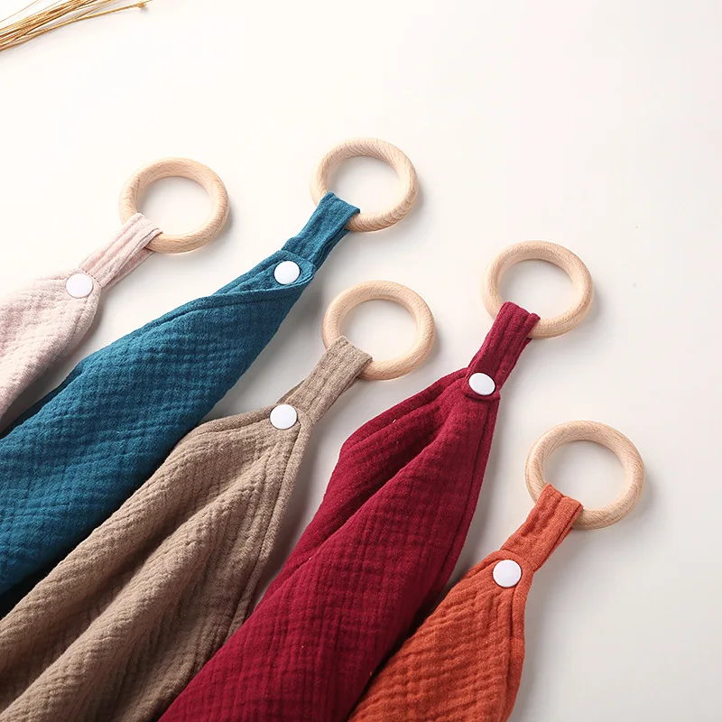 Bandana bebé con aro de madera para dentición y babear