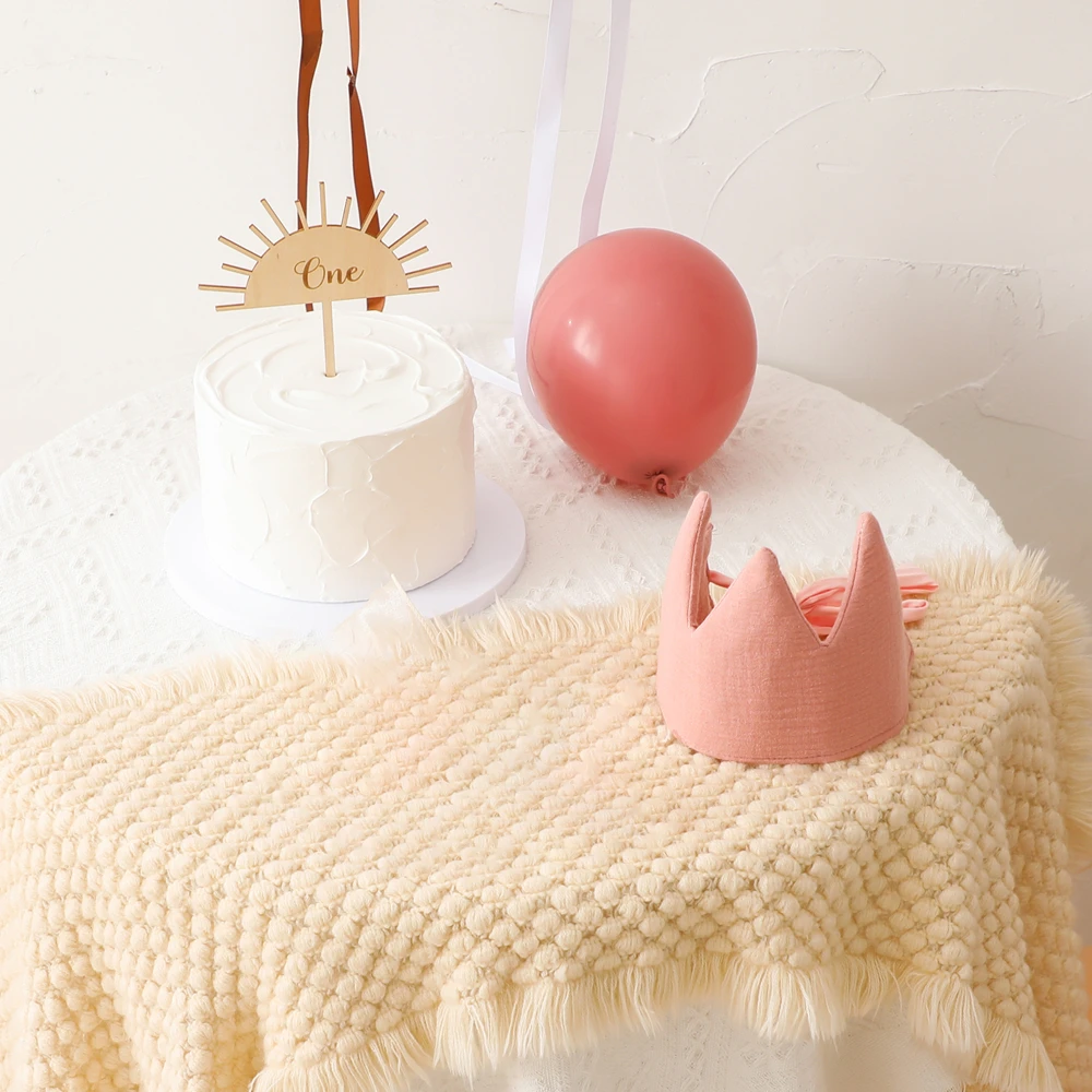 Conjunto cumpleaños bebé con pancarta y sombrero de borlas - imagen 4