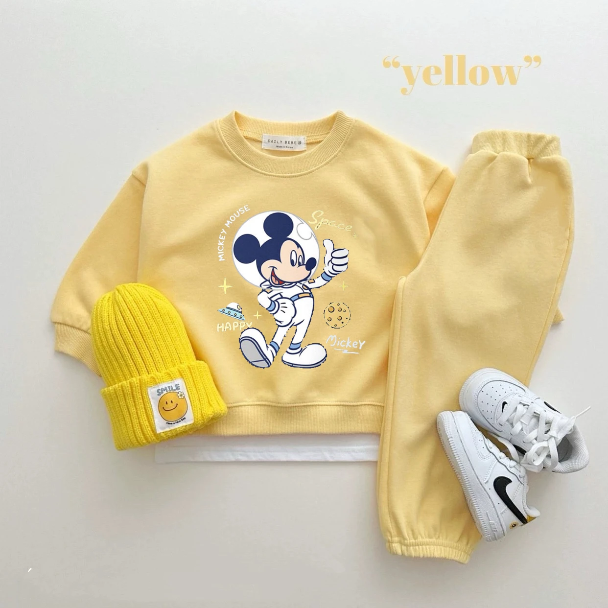 Conjunto Mickey Mouse sudadera y pantalón infantil - imagen 5