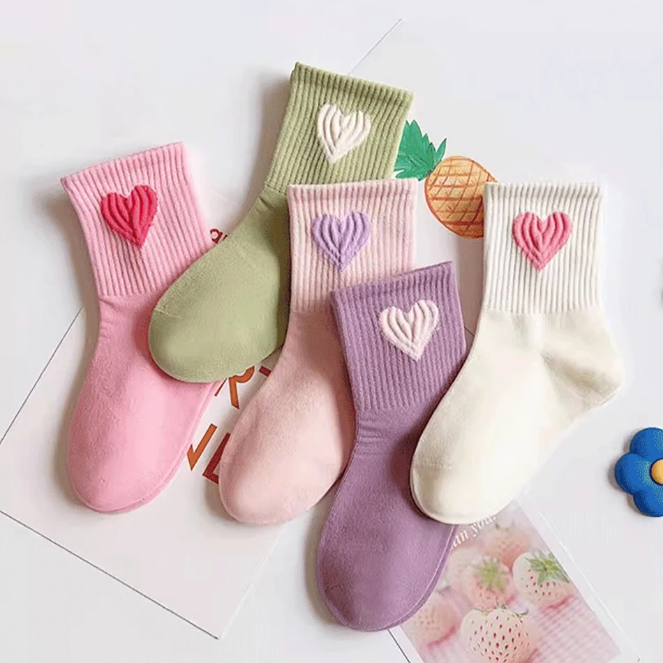 5 pares de calcetines de estilo coreano a media pantorrilla para niñas, calcetines bonitos con patrón de corazón a la moda para niños, ropa informal para primavera y otoño