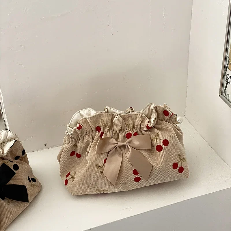 Bolsas de maquillaje de cereza de pana suave para mamá, bolsa de mamá, organizador de pañales para bebés, bolso de noche con lazo para mujer, bolso de maternidad - imagen 2