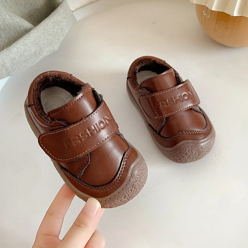 Zapatos de felpa para primeros pasos con suela antideslizante