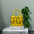 Graffiti yellow