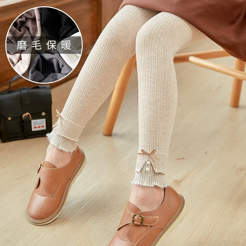 Pantalones de terciopelo para bebé niña – Suaves y elegantes - imagen 5