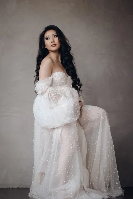Vestido neonatal blanco con perlas para fotos de recién nacido - imagen 4