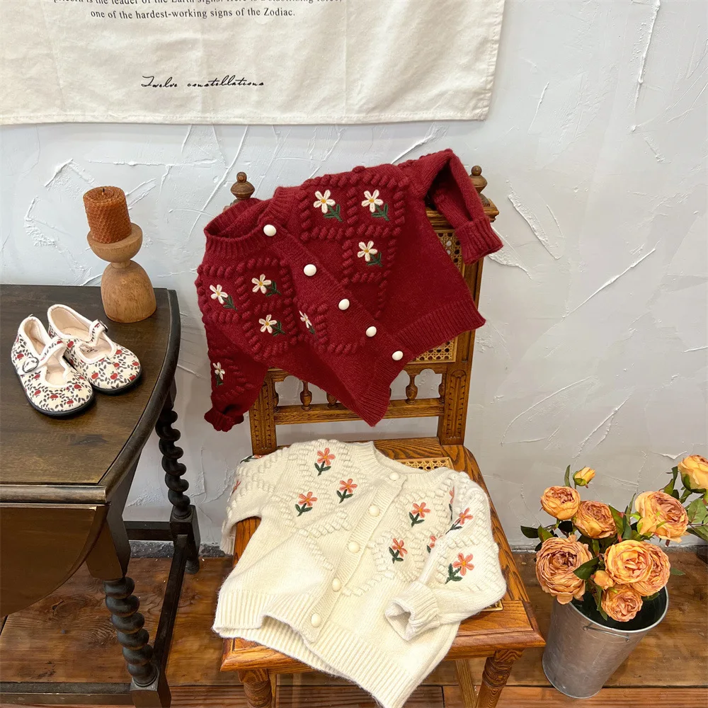 Suéteres rojos de Navidad para niños, abrigos para Otoño e Invierno 2022, cárdigan de punto con bordado Floral para niñas, prendas de vestir exteriores gruesas y cálidas - imagen 4