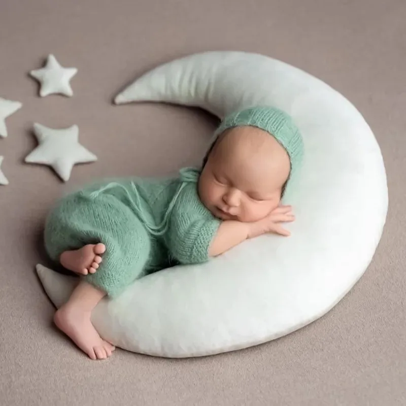 Almohada luna y estrella para recién nacido – Posado foto seguro - imagen 4