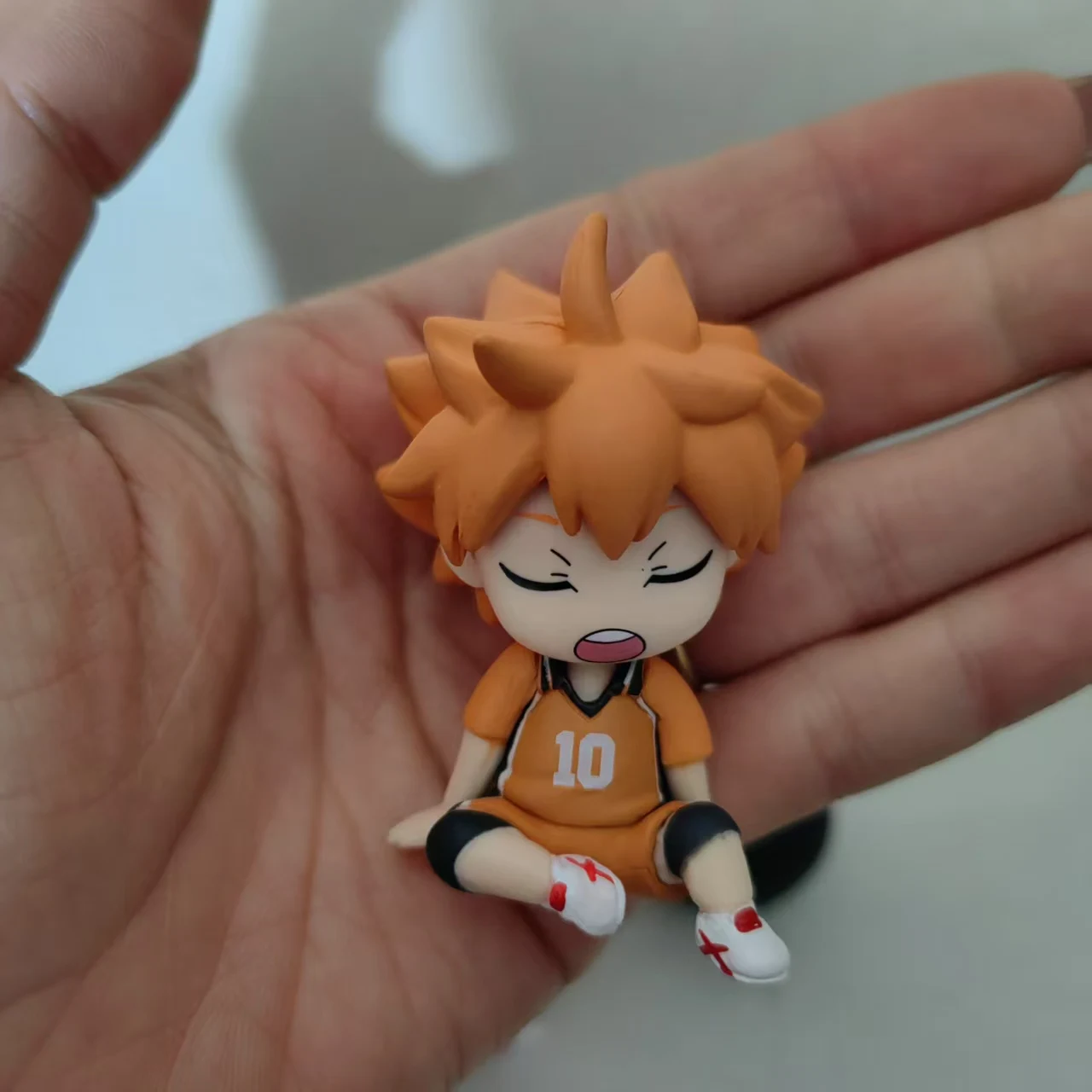 Figura de acción Spot, voleibol juvenil Hinata Yingshan, mirando hacia mostrar el uniforme del equipo, modelo Gacha de torneado y saludo - imagen 3