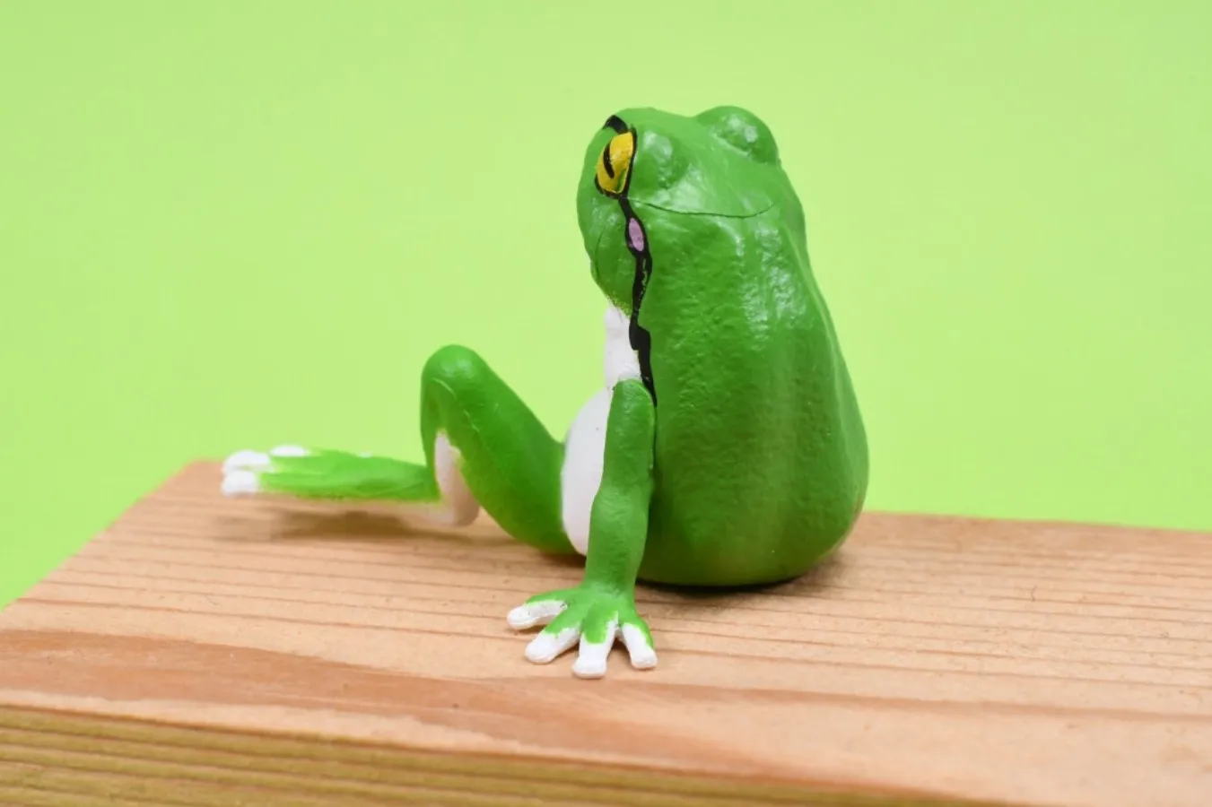 Juguetes de cápsula YELL kawaii, rana de árbol de descanso, toma una rotura juntos, paraguas de hoja en crepuscular, figuras de adornos para pecera de acuario - imagen 3