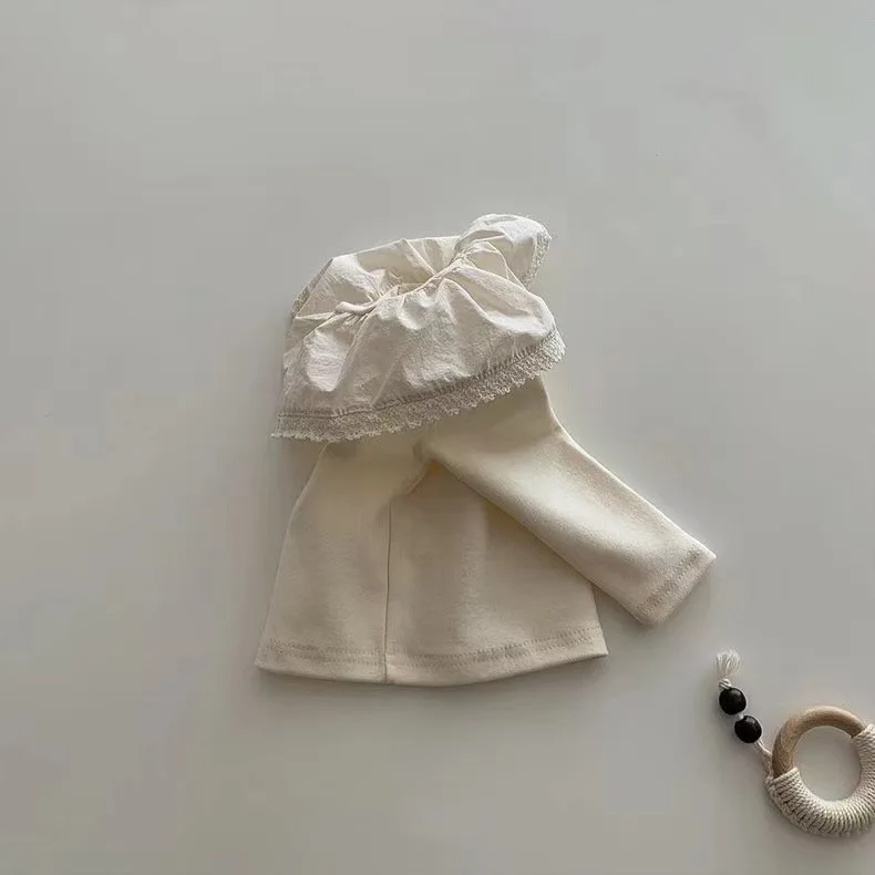 Camiseta floral de encaje para niña – Manga larga básica