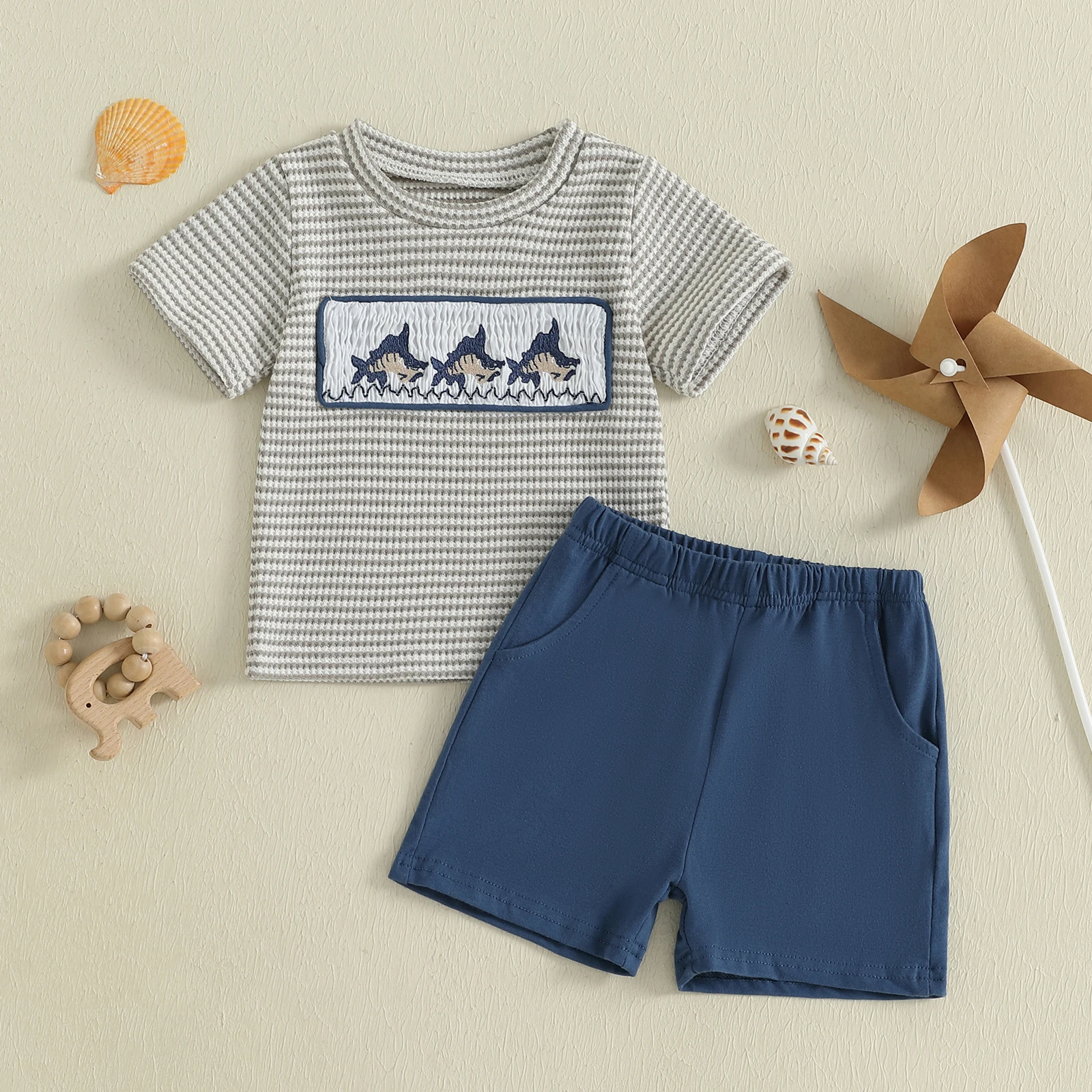 SUNSIOM Conjuntos de verano para niños pequeños de 0 a 3 años, camisetas de manga corta con bordado de peces gofres y cuello redondo con pantalones cortos sólidos, conjunto de 2 piezas