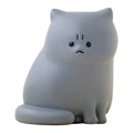grey cat