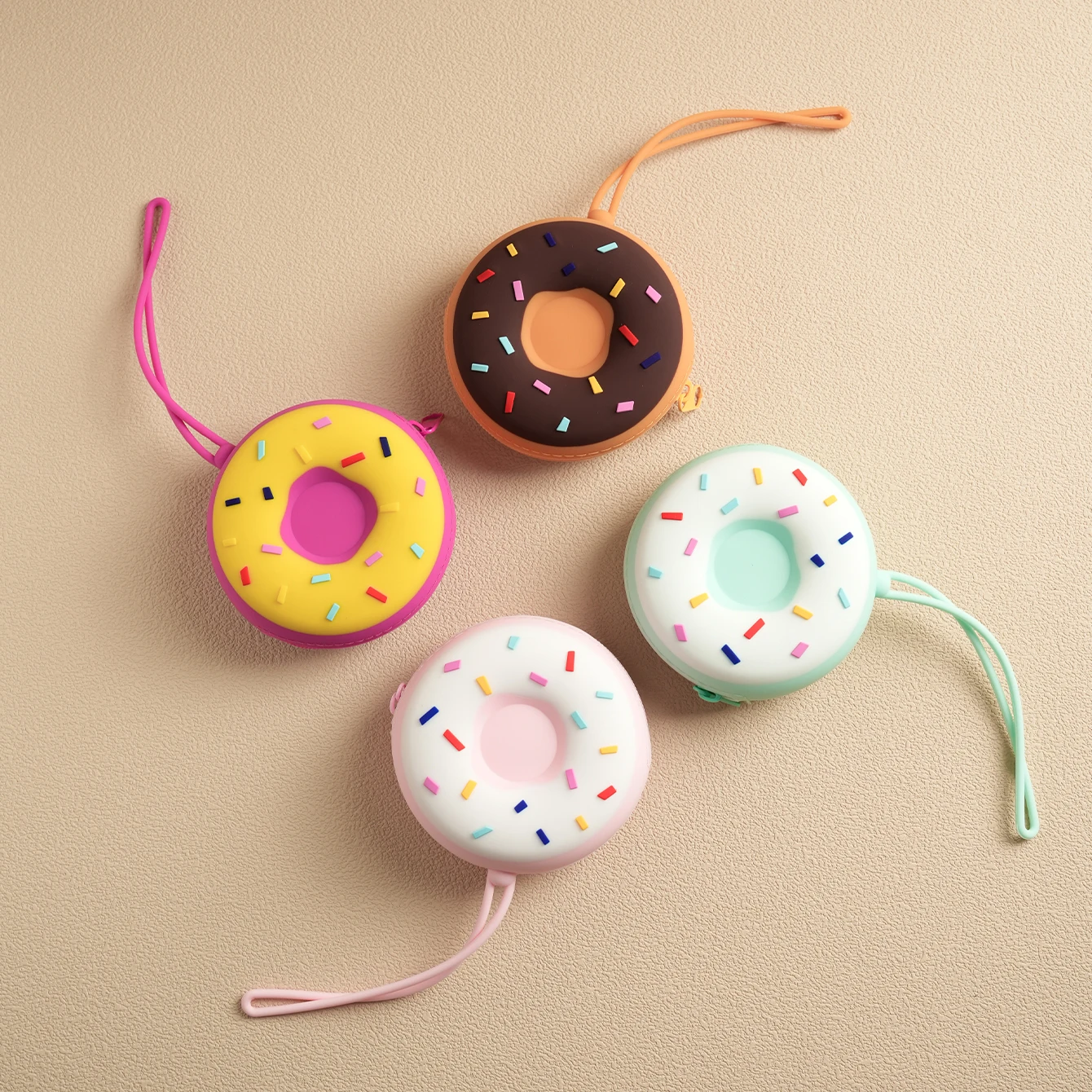 Color niños 1 Uds. Funda de silicona con forma de Donut para chupete, funda portátil para pezones, almacenamiento sin BPA, accesorios de regalo para Baby Shower