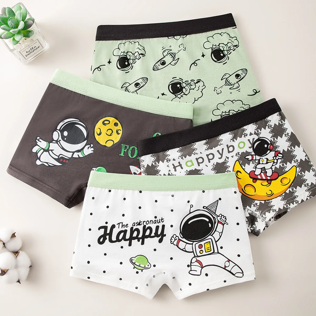Calzoncillos Boxer de algodón elástico de 4 piezas para niños, ropa interior cómoda para niños, calzoncillos Boxer con patrón de galaxia y astronauta fresco para niños - imagen 2