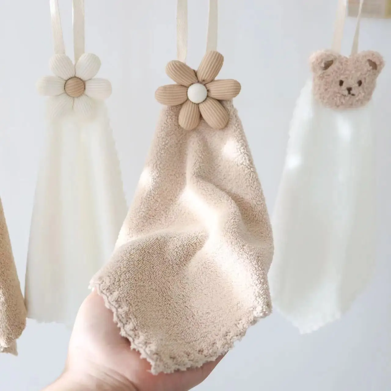 Lindos toallas de mano para niños, toallas para la yema del dedo del bebé, toalla de lavado colgante con absorción de agua de secado rápido, toallas de baño de cocina para niños - imagen 5